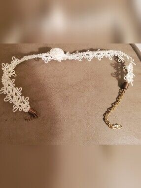 White Floral Lace Accent Women’s Choker